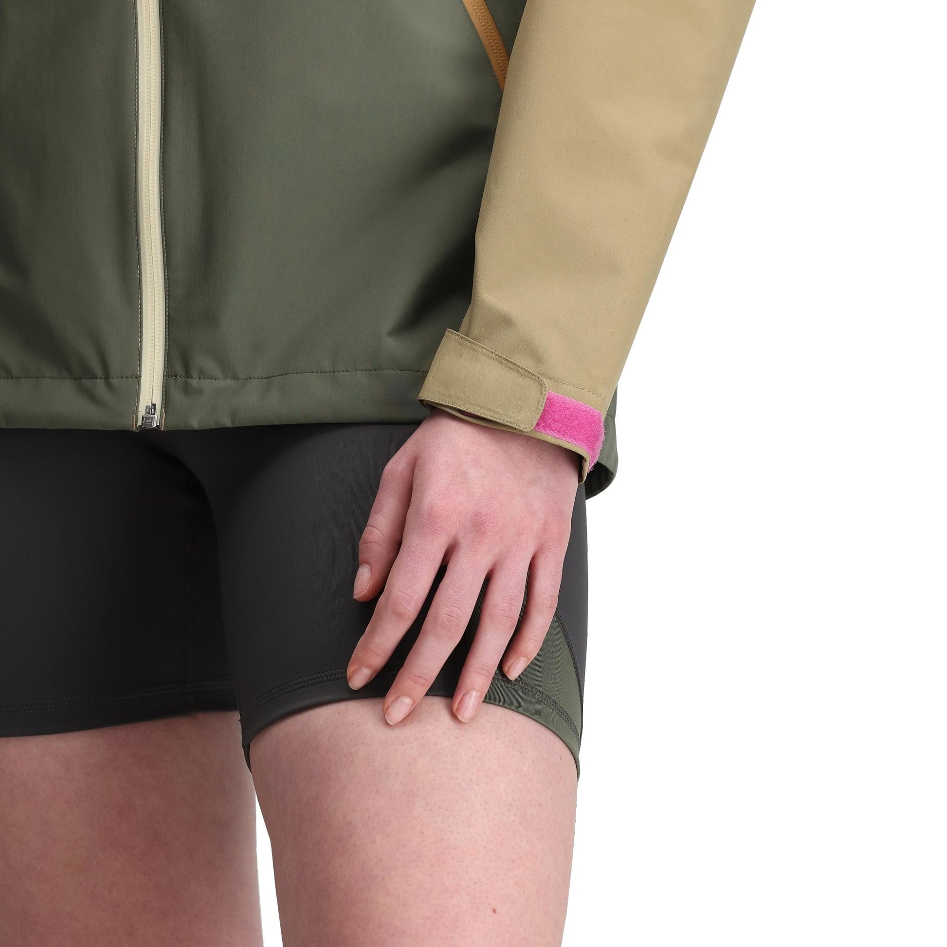 General Detail shot of Topo Designs Global Jacket - Women's in "Beetle / Elmwood"